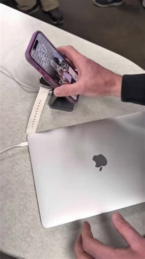 Chargers, cases, and battery banks…oh my! When you shop with the experts at Batteries Plus, you know you are getting high-quality, expert-tested cell phone accessories. #CellPhone #Chargers #BatteriesPlus | Batteries Plus Bulbs