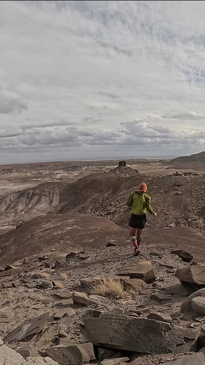 Running around in the Badlands outside of the Petrified Forest. . . . . . #trailrunning #trailrunner #hiking #vanlife #van #petrifiedforestnationalpark #petrifiedforest #arizona | Sam Schild