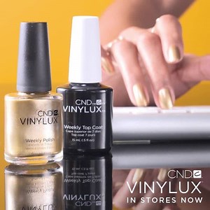 CND™ VINYLUX™ longwear polish—from the makers of CND™ SHELLAC™ nail color—is at Walgreens. Our pro polish’s 7-day chip resistant wear is now at your fingertips. Now those unanswered emails won’t stand a chance. | CND - Creative Nail Design