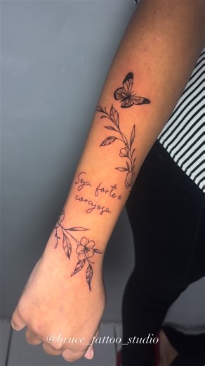 Estúdio de tatuagem - David Fonseca | WhatsApp (85) 99418 1222 #tattoo #tatuagem #tattooideas #tattoominimalista #tattoofeminina | Instagram