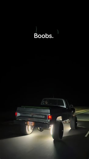 that_square87 (@that_square87)’s video of Square Body Chevy