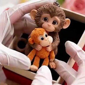 🐵 3D Viral Punch Monkey Keychain 💕🎁Emotional Gift for Animal Lovers, Family, Friends, Loved Ones