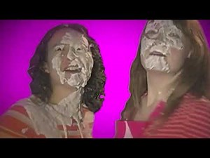 We're gonna have a pie fight, pie fight 🎵 🎵