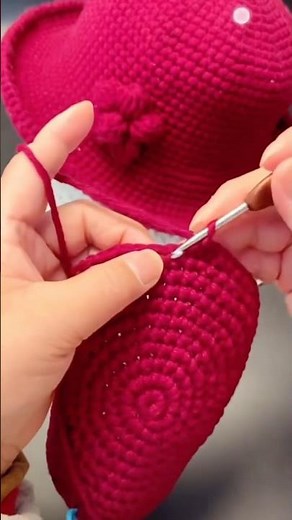 Easy and simple crochet hat stitch 👒 #crochet #crocheting #handmade #knitting #tutorial #diy
