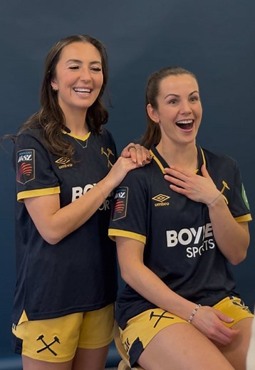 Awkward Moments in the Office: Outfit Twins