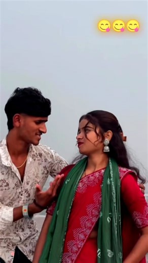 Mithalesh yadav 🤘🤘 on Instagram: "Please sport kijiy Bhai log follow me 💯💕.. .. .. .. .. ##trending #viralvideos #viral #bhojpuri instagram reelainstagram lipstick shadowsense senegencedistributor mysenelook lipsensedistributor beauty lipstickaddict lipsticklover lipgloss lipstik senegenceinternational kissproof smudgeproof skincare lipmatte waterproofmakeup makeuptutorial pinklipstick bossbabes"