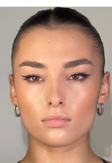 Big Lashes for a Bigger Impact: Makeup Tutorial