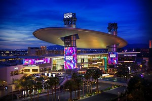 Shop Las Vegas Passport | Deals & Savings at Retail Stores