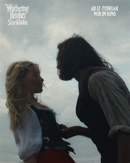 Gib der Versuchung nach und sichere dir jetzt Tickets für "Wuthering Heights" – Sturmhöhe. Ab 12. Februar nur im Kino. #WutheringHeightsMovie | Warner Bros. Pictures