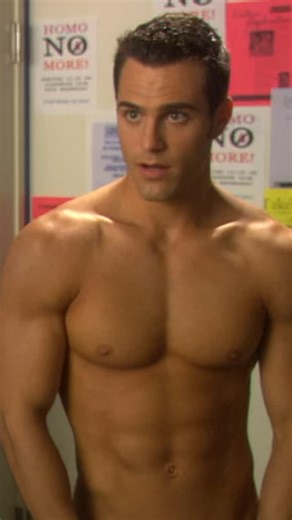 ᴇꜱᴄᴇɴᴀꜱ ɢᴀʏ on Instagram: "🎬 Eating Out 2: Sloppy Seconds (2006)"