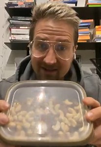 How Long Can You Keep Your Mask Off While Eating And Drinking On A Plane? - View from the Wing