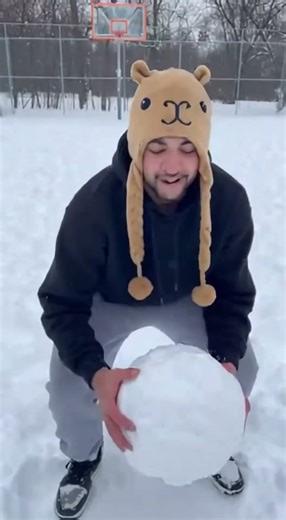 ❄️ 🧊 Winter Moments Caught on Phone 📱 #shorts#fyp#intrusting#satisfying#youtubeshorts#winter