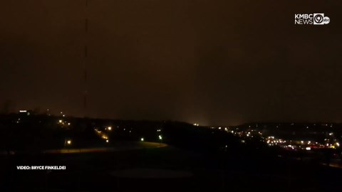 Power flashes during Kansas City's tornado-warned storm March 6