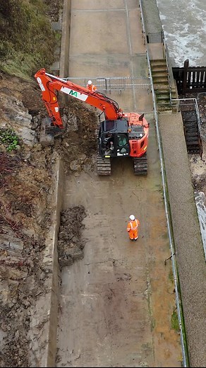 OVERSTRAND KNOTWEED: Last week, work was carried out to remove cliff material containing Japanese Knotweed from the seawall in Overstrand. A licensed contractor removed the cliff material, loaded it into lorries and disposed of it in a controlled manner. Please note that a section of the seawall remains closed for public safety while we monitor the area and complete cliff stabilisation works. | North Norfolk District Council