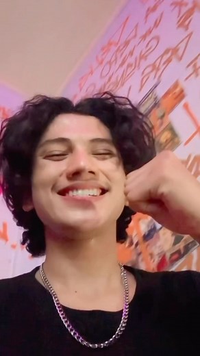 Firhan Maola on Instagram: "Smngt #firman #reelsinstagram"