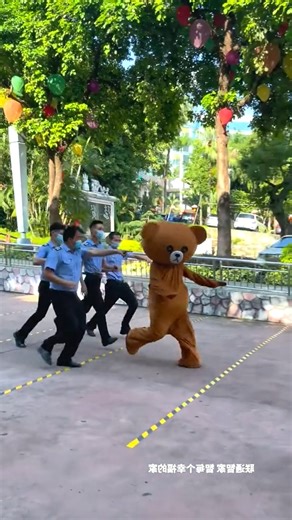 169K views · 4.7K reactions | Funny Bear #funny #fun #video #reel #movie #bear #love #comedy #beard #lol #bears #memes #travel #meme #nature #fun #wildlife #funnymemes #follow #instagood #lmao #art #friends #usa #photography #humor #instabear #like #scruff #dankmemes #alaska #cute #california #instagram | Funny Bear | Facebook