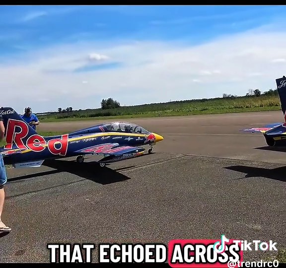 Exploring the Horizon Jet: RC Plane Dynamics