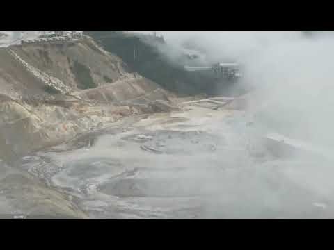 mixed operation of rigid dump trucks and body dump trucks