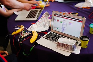Project Overview ‹ MaKey MaKey – MIT Media Lab