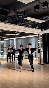 What a passionate Samba🔥You are so cool guys 👍#dance #dancerlife #dancer #samba #danceshorts