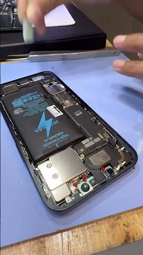 เปลี่ยนแบตเตอรี่ iPhone 13 #macupstudiophitsanulok #เปลี่ยนแบตiphoneพิษณุโลก #ซ่อมไอโฟนพิษณุโลก