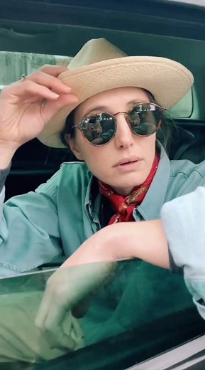 COVID CLOSET IS BACK. First challenge is JURASSIC PARK 🦕 #covidcloset #fromchloescloset #fancydress #jurassicpark #stevenspeilberg #fyp #foryou