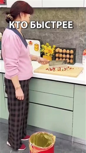 Овощерезка с насадками | Быстрая нарезка овощей дома #кухня #лайфхак #shorts