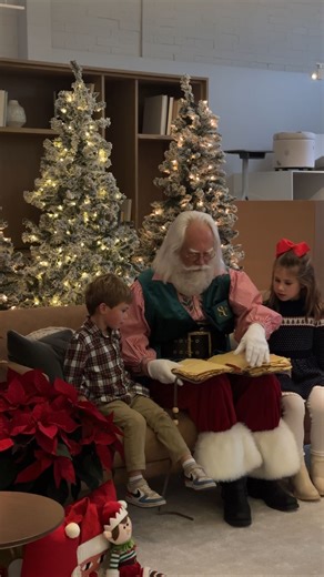 Another year of magical memories with @shawcontract & @ofs_georgia ( the big man with the beard, of course. 🎅🏼) Thank you to everyone who joined us! It was truly an amazing and magical event 🎄☃️ | CWC Office Furniture