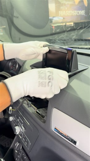 Stereo nuovo per #audiq3 nuovo sistema Android auto | Antonio Bonato