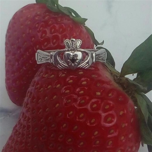 Claddagh Ring: A Symbol of Love and Friendship