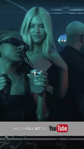 DJ gets busy with D'Angelo