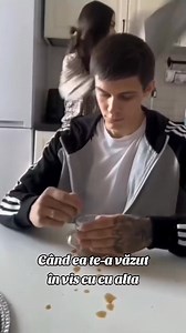 Bună dimineața la cafeluță! Slurp! 😋😋😋😋 | Meniu.TV