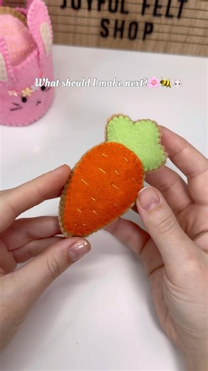 Tiny felt carrot cookie 🥕 DIY #felt #diy #handmade #sewing #craft #shorts
