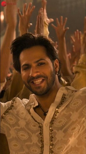 #FirstClass #Kalank #VarunDhawan #KiaraAdvani #ArijitSingh #Pritam #DanceSong #shorts