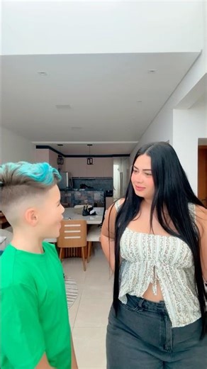 A MÃE DO MC LORENZO COMPROU UMA CINTA😳 #mclorenzo