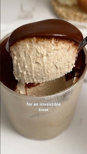 Blended Coconut Overnight oats AKA dessert for breakfast