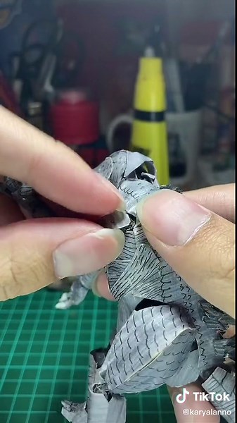 Papercraft Godzilla vs. Kong Action Figure Tutorial 2018