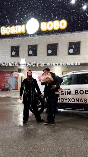 Alisher Azimov on Instagram: "OIYLA MUQADAS 👬Bizga Obuna boʻling ✅🇺🇿Bosim bobo choyxonasi faqatgina somsa emas haqiqiy mehr ulashadi ❤️ •| ISH VAQTI 24/7 ⏰ •| Halol va toza mahsulotlar – har bir taom sifatli va ishonchli mahsulotlardan tayyorlanadi. •| Mehrli oilalar uchun davralari qulay muhit – iliq va samimiy xizmat. Bosh menyu: 🥘 Qayla 🥠 Somsa 🍢 Kaboblar 🍛 Qurtoba 🥗 Salatlar 🍷 Salqin ichimliklar Manzil📌 https://t.me/BOSIMBOBOCHOYXONASI/22269 📞 Murojaat uchun +998 91 523 66 66 +998