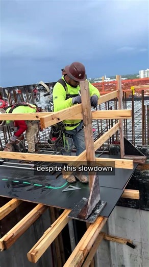 Bad News for the Economy Just Dropped #globaleconomy #worldnews #economicwarning