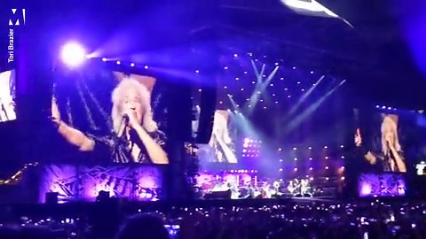 Sam Ryder brings down the house with Queen at Taylor Hawkins Tribute Concert