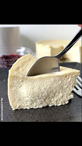 Carnivore Crustless Cheesecake (Low-Carb, Sugar-Free, Keto-Friendly) This rich, creamy cheesecake is perfect for those on a carnivore, keto, or low-carb diet. It’s made with just a few simple animal-based ingredients—no crust, no sugar, just pure indulgence! full Recipe in Comment 👇👇 | Carnivore Diet Life