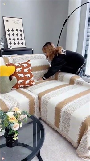 Code 'CA211' and link in bio📣 Chenille Reversible Rainbow Couch Cover Blanket for Sofas