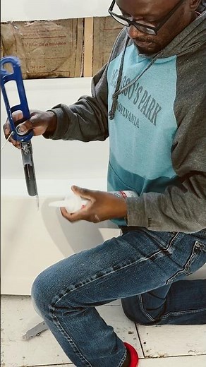 Why Silicone Beats Plumber's Putty for Tub Drain Installation 💯