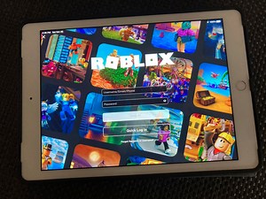 Gaming platform Roblox criticized for ads targeting children