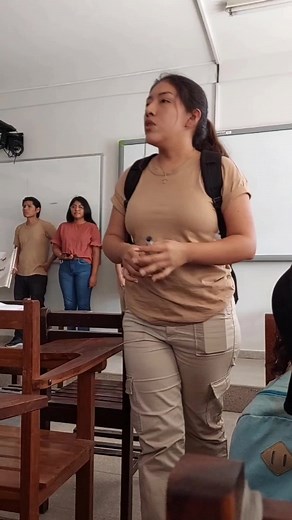 #educafe #cienciasdelaeducacion #humanidades #uagrm🇧🇴🇳🇬 #paralachicaquevihoy para la chica que vi en mi aula