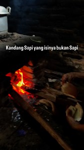 636K views · 22K reactions | Bukan sembarang Kandang Sapi. Mempunyai menu masakan khas rumahan. Masaknya masih tradisional. Walau tempatnya agak masuk tapi jadi langganan armada luar kota dan expedisi. Lokasi Gmaps Warung Makan Kandang Sapi, Jl. Kejayan-Buluspesantren, pingir kali, Bocor, Kec. Buluspesantren, Kabupaten Kebumen, Jawa Tengah. | Beni Sasangka | Facebook