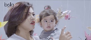 " အေမတစ္ေယာက္ရဲ႕ သားသမီးအေပၚထားတဲ့ ေမတၱာဆိုတာ ဖခင္ေတြ သားသမီးအေပၚ ထားတဲ့ ေမတၱာထက္ ပိုနက္ရိႈင္းတယ္ ပိုစြန္႔စားရဲတယ္ ပိုၿပီးေမတၱာတရား ႀကီးမားပါတယ္ " ဒီလိုေျပာလို႔ .. ဖခင္ေတြက မခ်စ္တတ္ဘူး မဟုတ္ပါဘူးေနာ္ ဖခင္ေမတၱာ အျပည့္အဝေပးႏိုင္တဲ့ အေဖမ်ိဳးလဲ အမ်ားႀကီးရွိပါတယ္ ကံမေကာင္း အေၾကာင္းမလွလို႔ တစ္ခ်ိဳ႕သားသမီးေတြကေတာ့ အမိအဖ စံုစံုလင္လင္ 👨‍👩‍👧‍👦 မေနရတဲ့အခါ အေဖမပါတဲ့ ဒီလမ္းကို မေလွ်ာက္ခ်င္ေပမယ့္လဲ သားသမီးေတြနဲ႔ ဒီအေမနဲ႔ပဲ ေလွ်ာက္ရေတာ့မယ့္အခါမ်ိဳးမွာ အားႏြဲ႕တဲ့ အမ်ိဳးသမီးတစ္ေယာက္ ျဖစ္ေသာ္ျငားလဲ အေမတစ္ေယာက