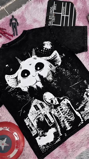 Y2K angst meets acid-wash chaos — Twenty One Pilots drip for music souls who live in their feelings 🎶🔥👕 #viral #musicstreetwear #y2kdrip #grungevibes #oversizedtee