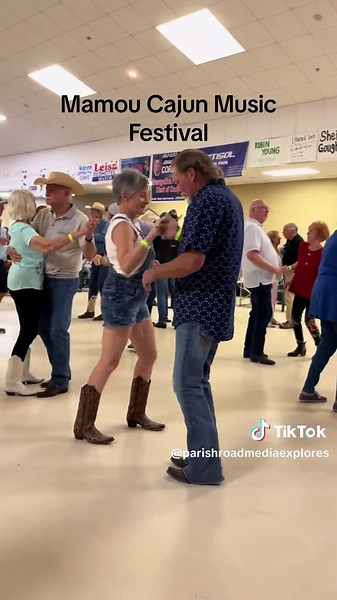 Mamou Cajun Music Festival with Steve Riley & The Mamou Playboys #mamou #cajun #French #culture #BigMamou
