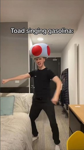 Toad Singing Gasolina